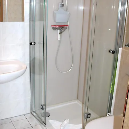 Zwischen Und Bodden App 04